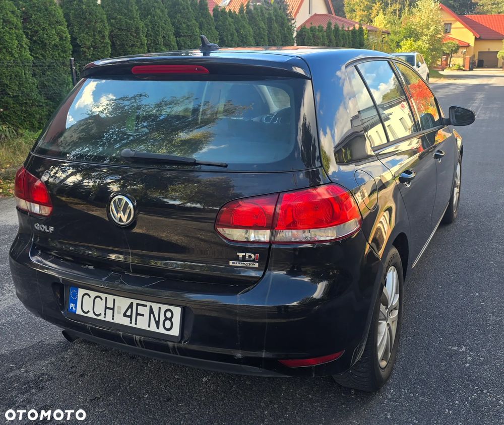 Volkswagen Golf - 6
