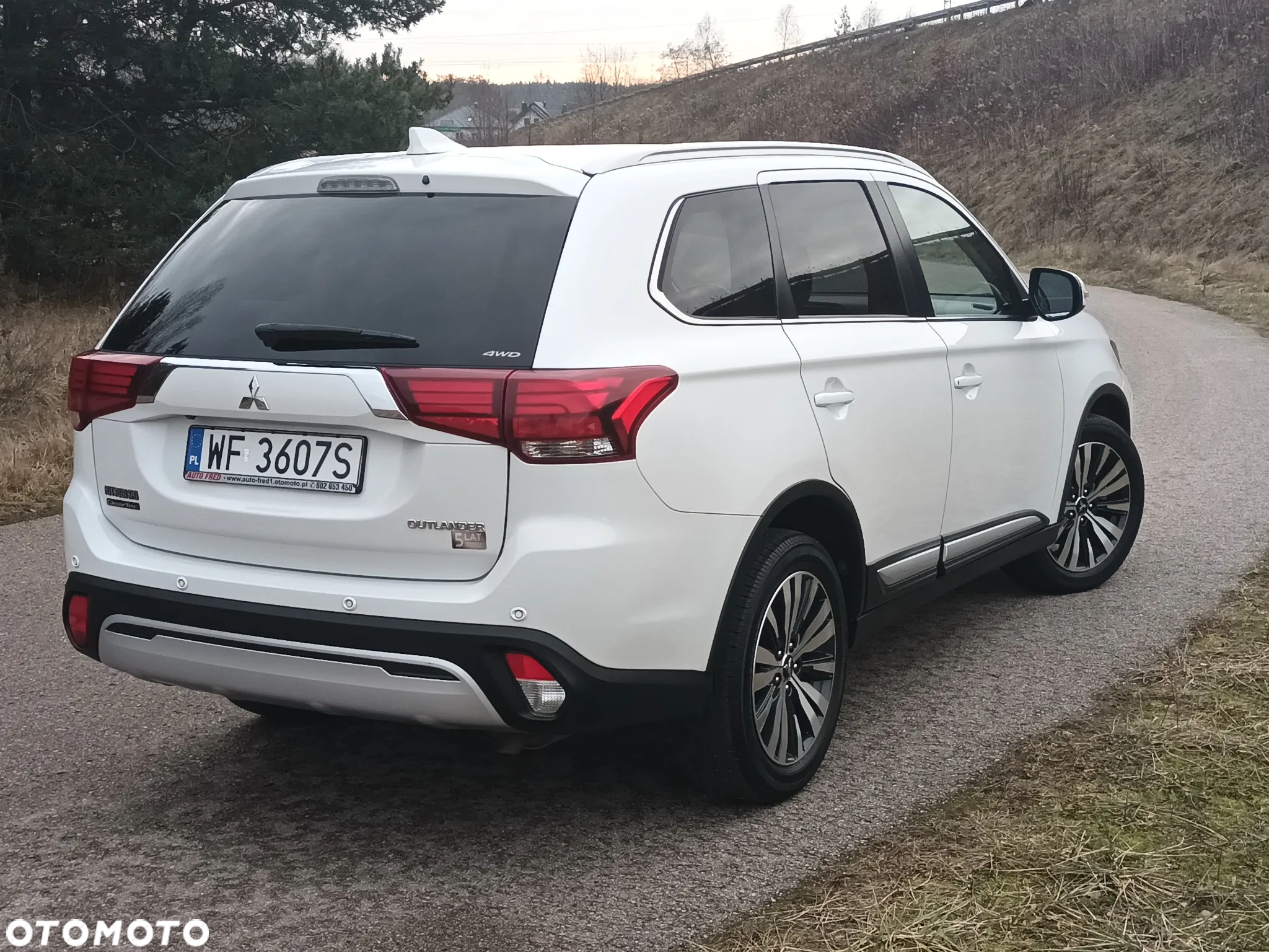 Mitsubishi Outlander 2.0 Intense Comfort 4WD CVT - 12