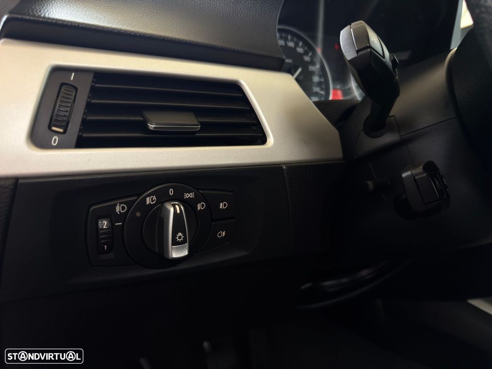 BMW 320 d Navigation - 22