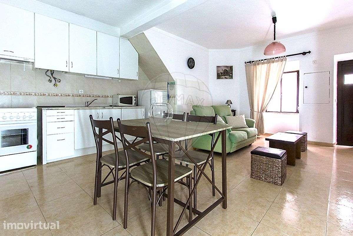 Apartamento T1 para arrendamento - Grande imagem: 2/11