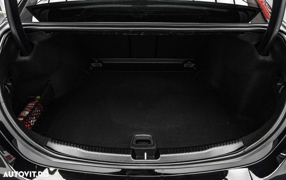 Mercedes-Benz C 200 MHEV 4MATIC - 31
