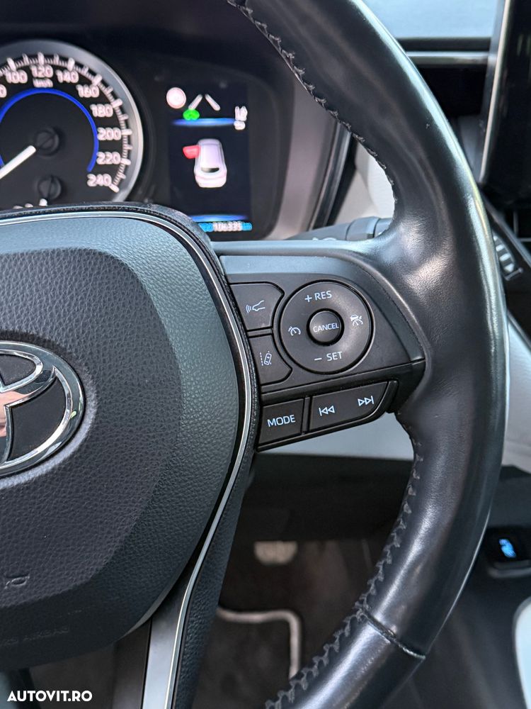 Toyota Corolla 1.8 Comfort - 11