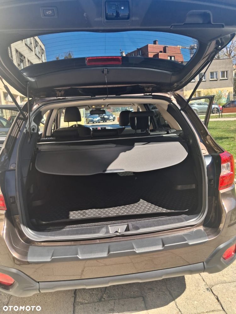 Subaru Outback 2.5i Exclusive (EyeSight) Lineartronic - 2