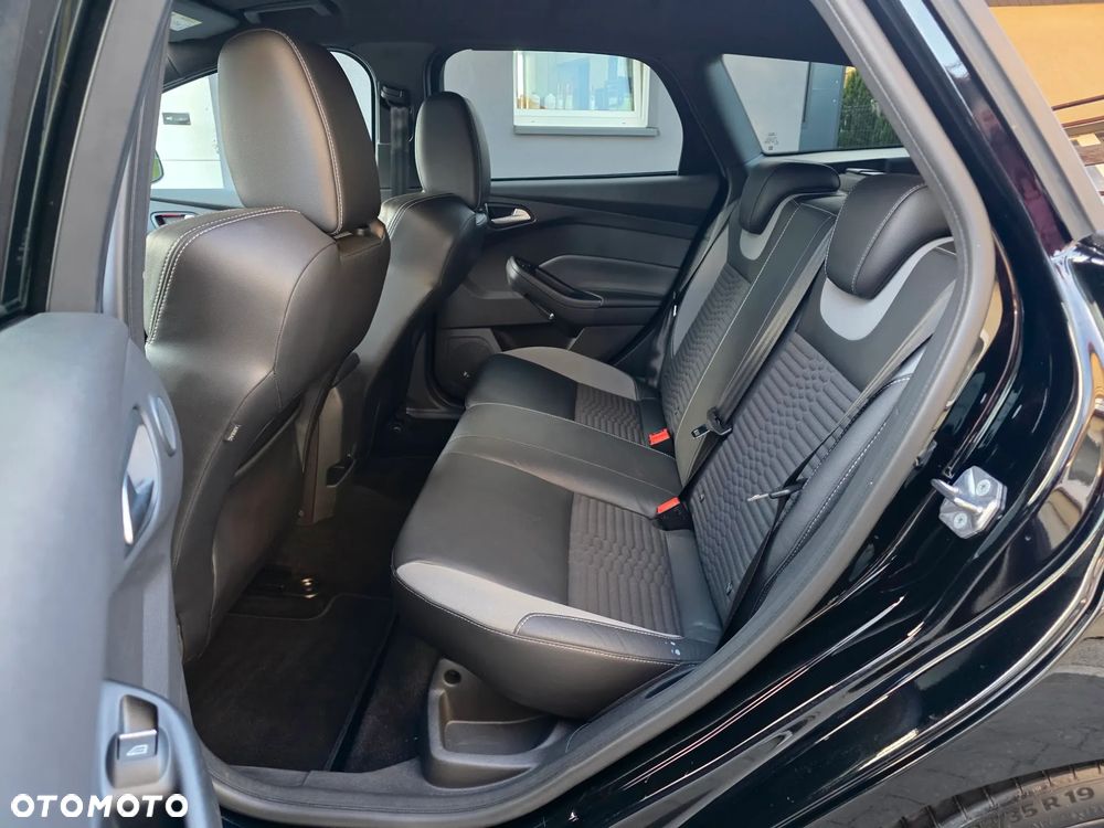 Ford Focus 2.0 EcoBoost ST-2 - 13