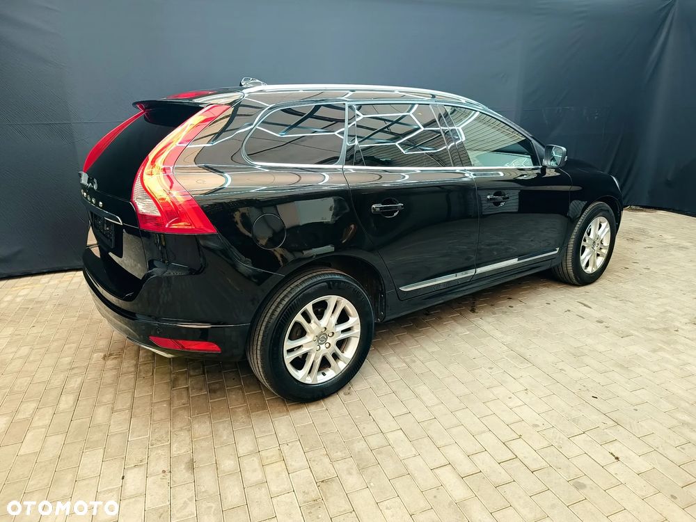 Volvo XC 60 - 4