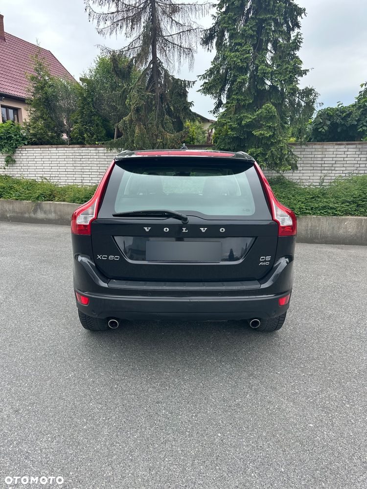 Volvo XC 60 D5 AWD Summum - 10