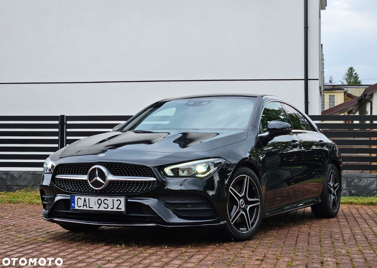 Mercedes-Benz CLA 200 7G-DCT AMG Line - 2