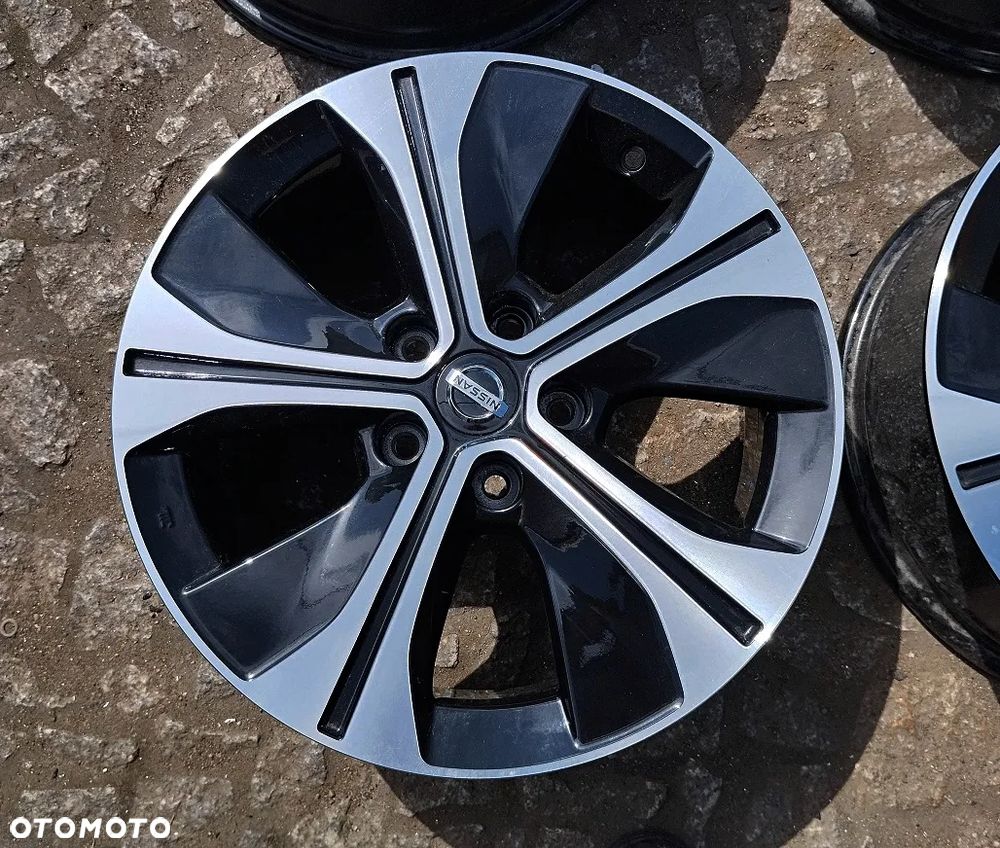 Felgi Alu Nissan Leaf Pulsar Renault Megane 5x114,3 17 - 7