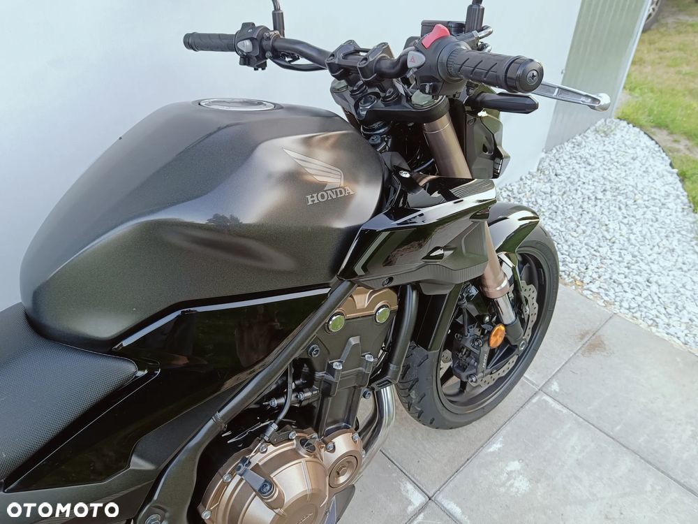 Honda CB - 10