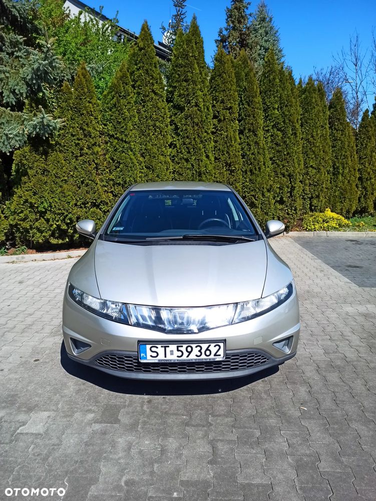 Honda Civic 1.8 Comfort - 3