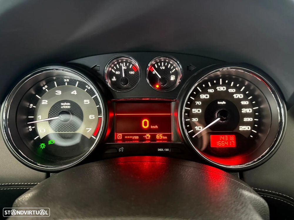 Peugeot RCZ 1.6 155 THP Onyx - 18