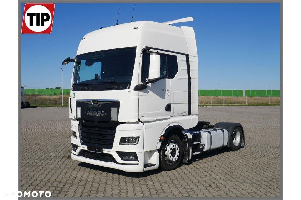 MAN Vehicle Tractor 4x2 Mega (Low) - 1