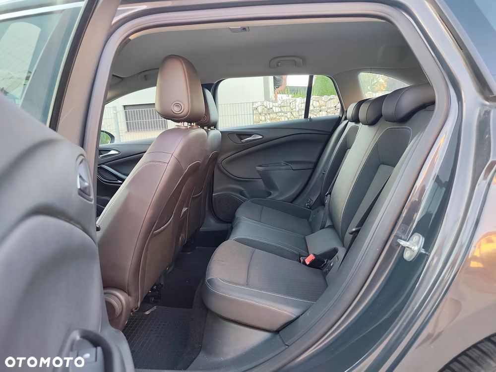 Opel Astra 1.4 Turbo Ultimate - 22