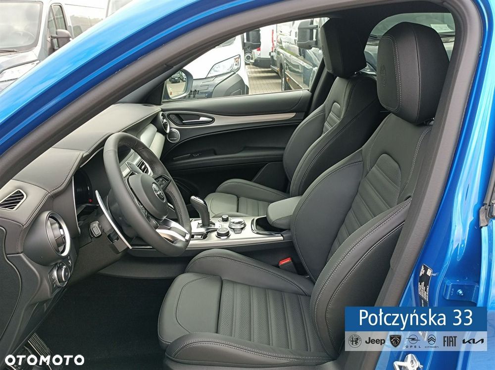 Alfa Romeo Stelvio - 9