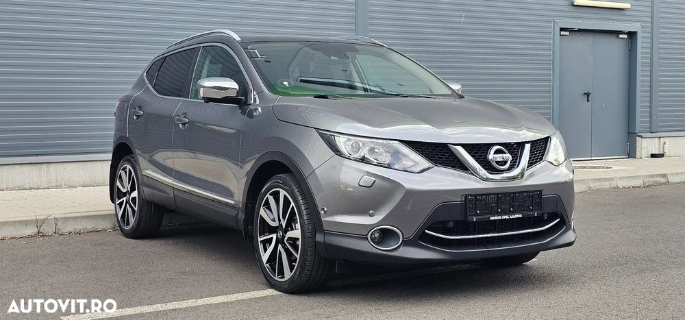 Nissan Qashqai 1.6 DCI Xtronic TEKNA - 25