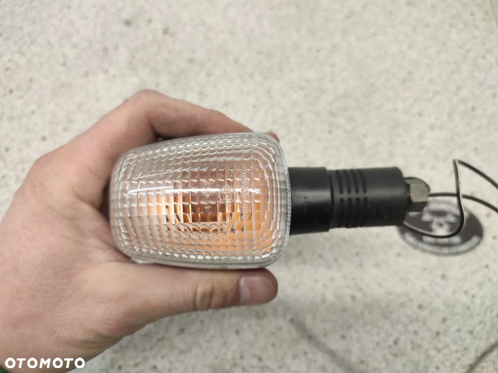 Kierunkowskaz lewy tył Suzuki GSX-R 1300 GSXR 1300 Hayabusa 1300 - 2