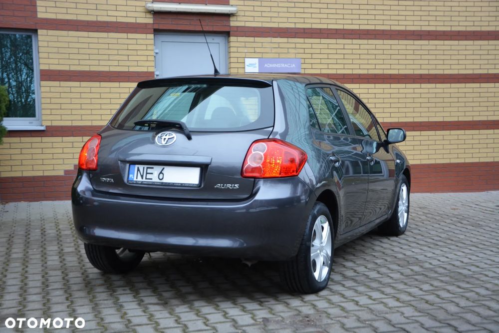 Toyota Auris 1.4 VVT-i - 12
