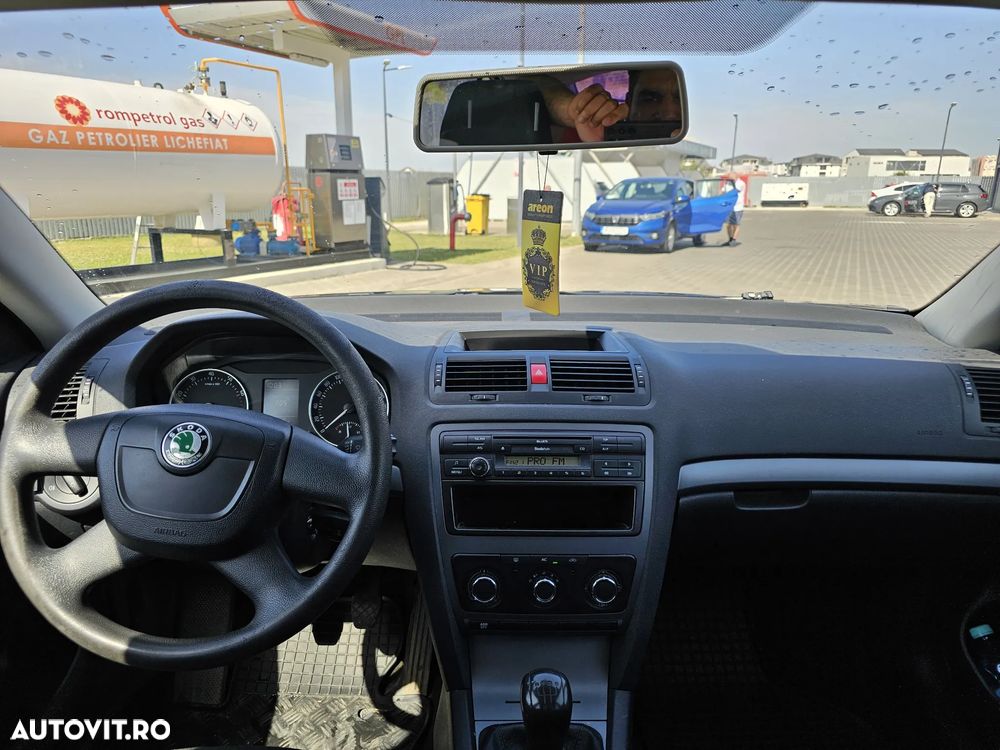 Skoda Octavia 1.6 MPI Drive - 5