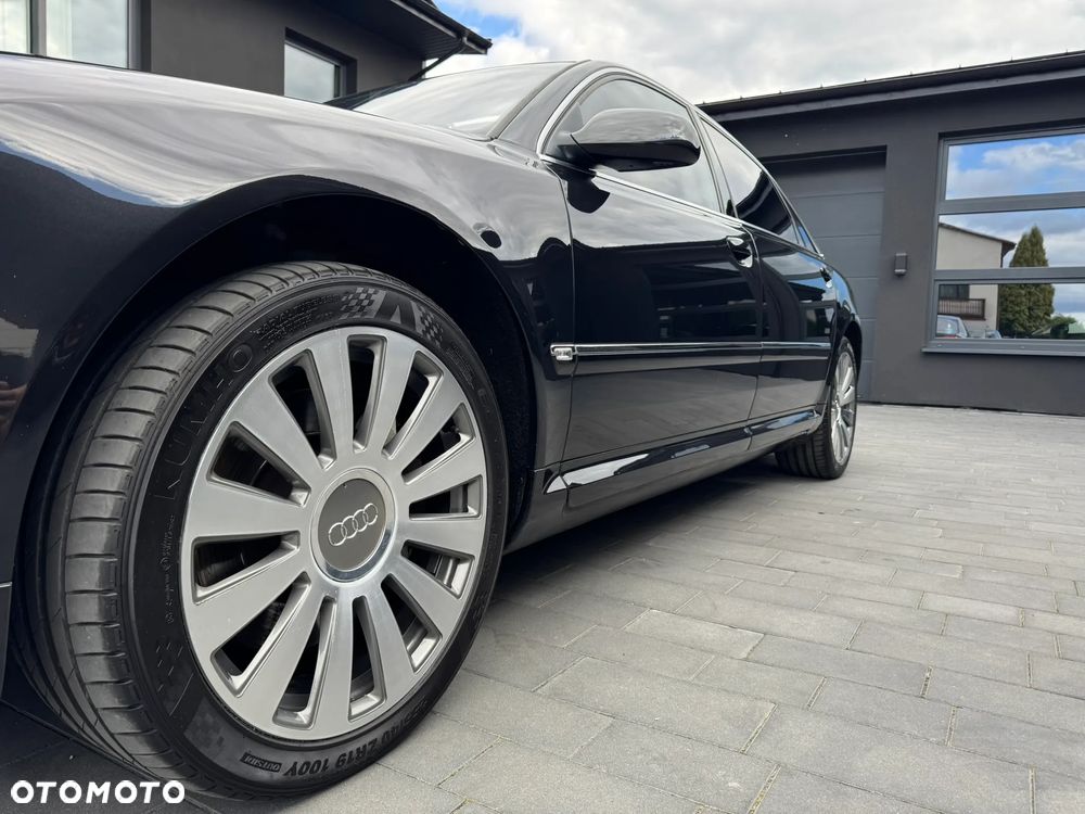 Audi A8 4.2 quattro Langversion - 10