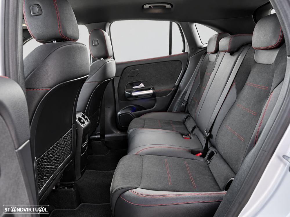 Mercedes-Benz GLA 250 e 8G-DCT AMG Line - 25