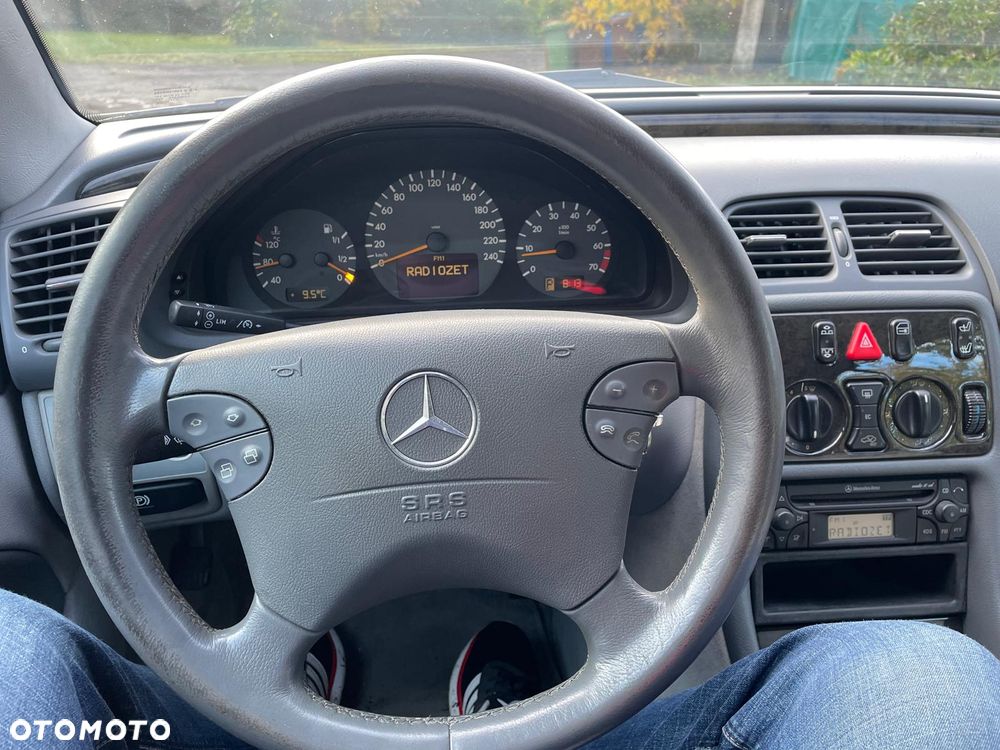 Mercedes-Benz CLK - 7