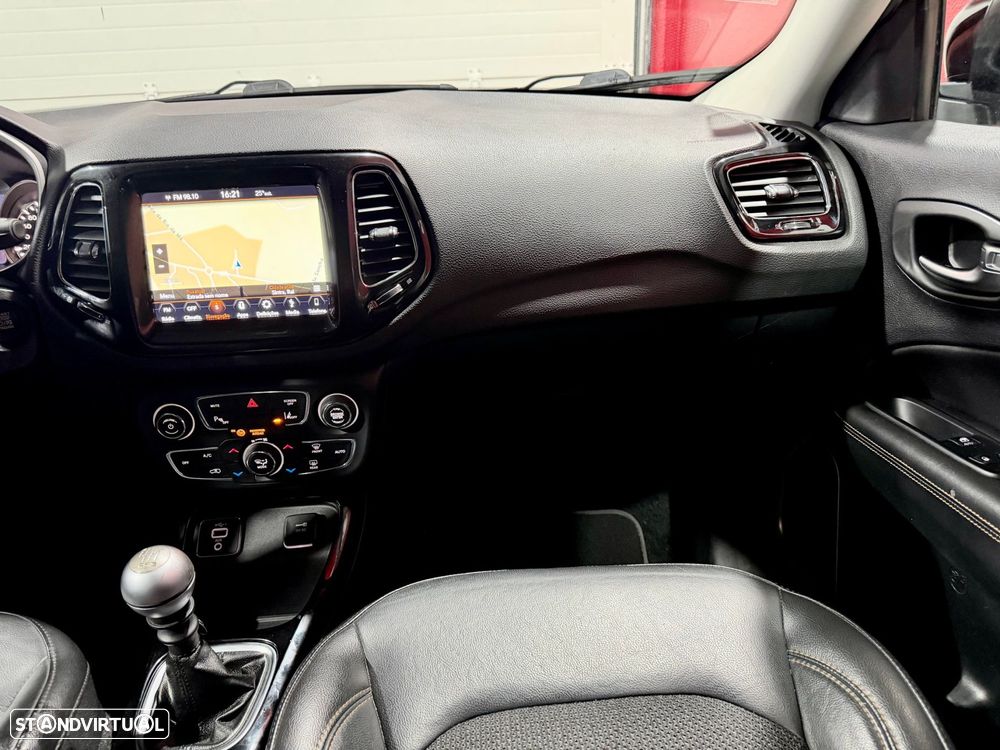 Jeep Compass 1.6 M-Jet Limited - 33