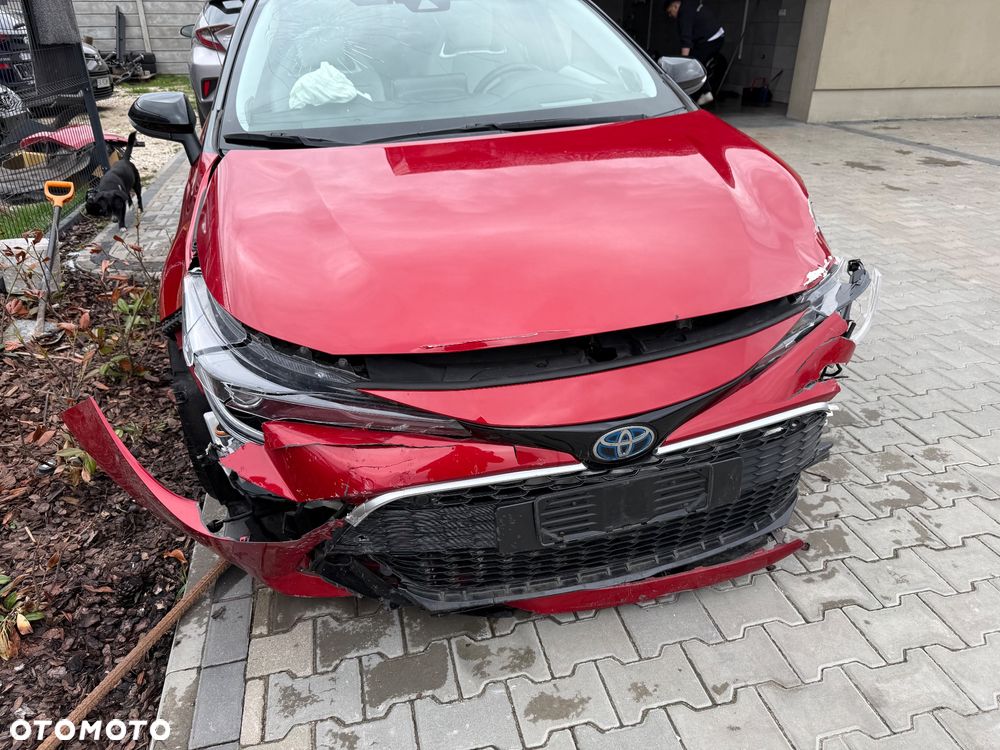 Toyota Corolla 2.0 Hybrid Executive - 13