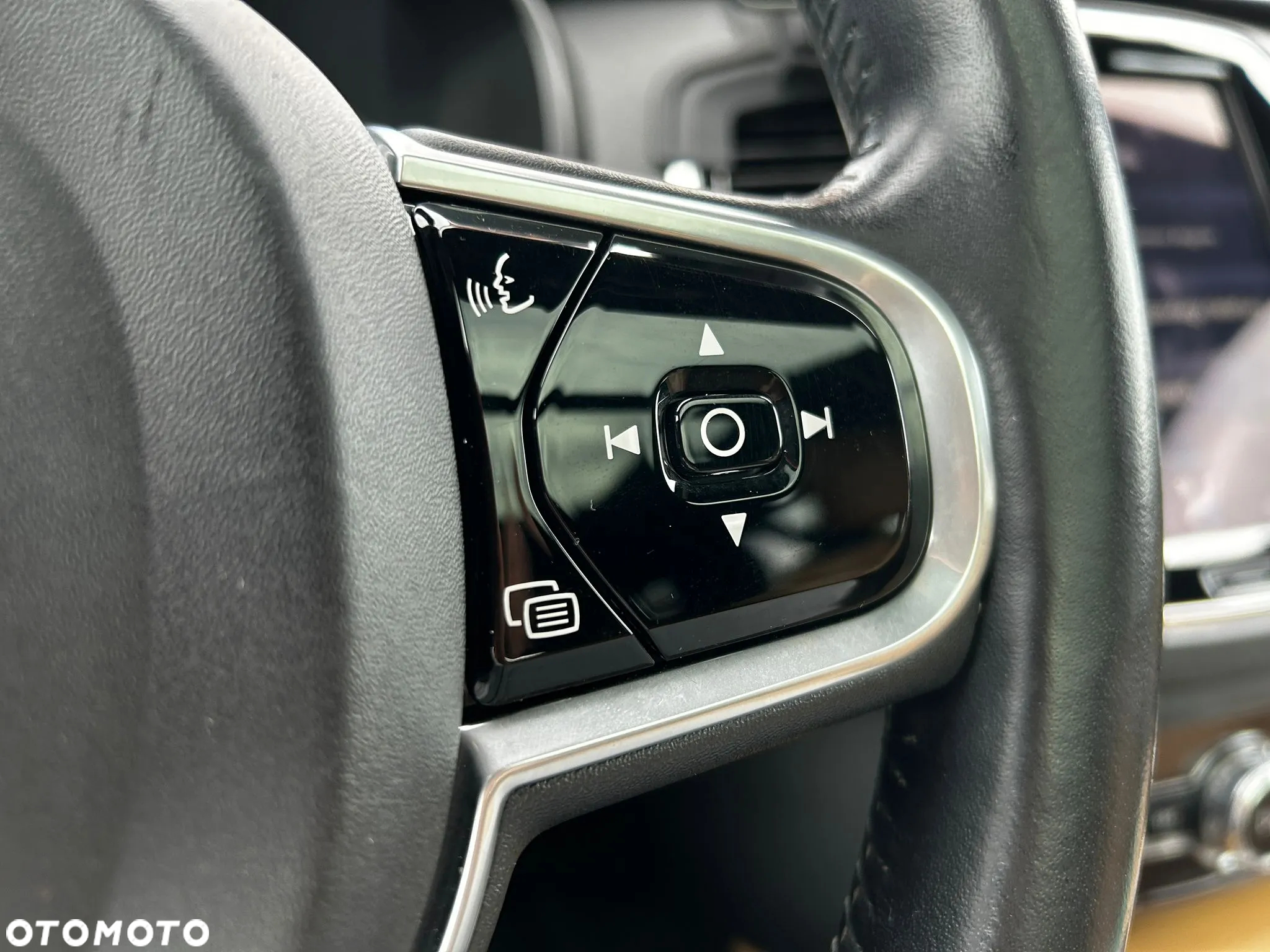 Volvo XC 90 T6 AWD R-Design 7os - 18