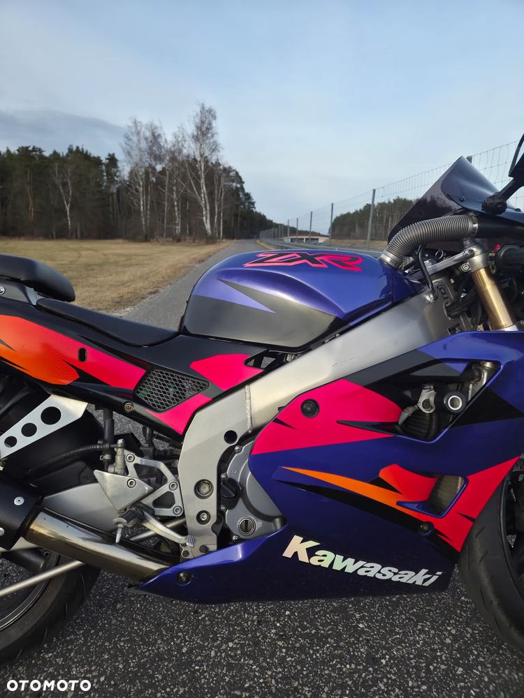 Kawasaki ZXR - 10
