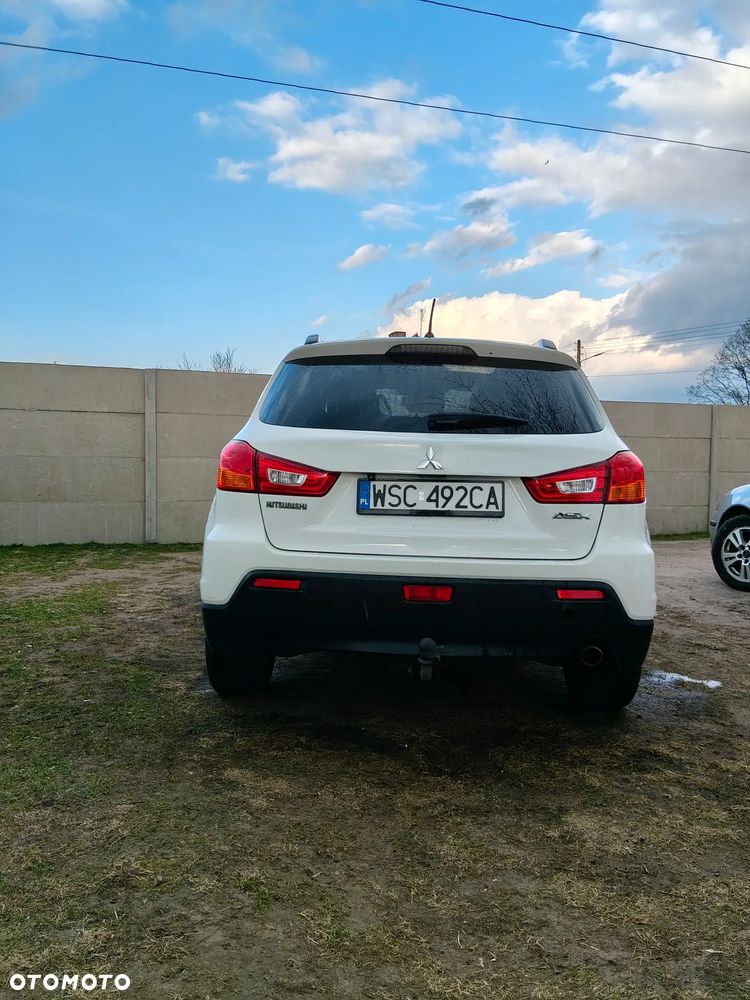 Mitsubishi ASX - 4