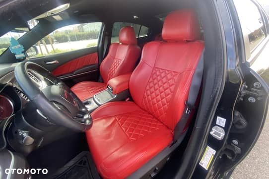 Dodge Charger 6.4 Scat Pack - 30