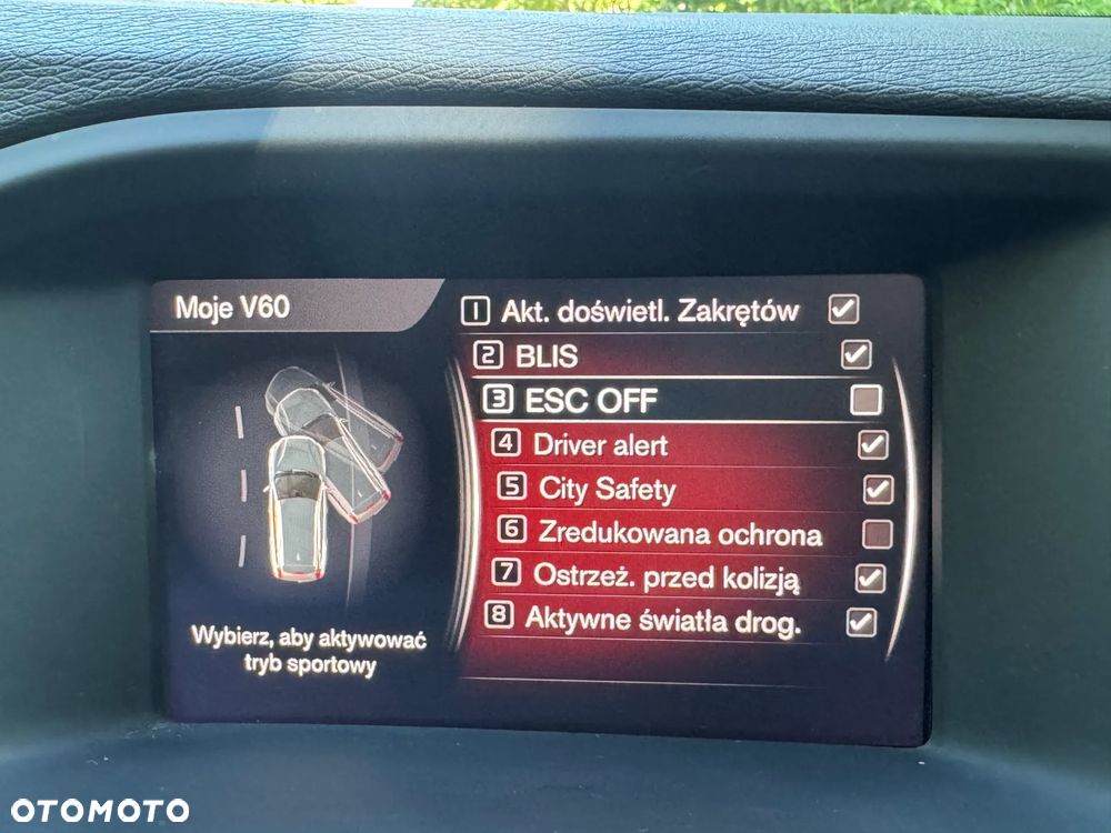 Volvo V60 T4 R-Design - 20