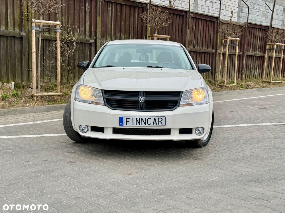 Dodge Avenger - 3