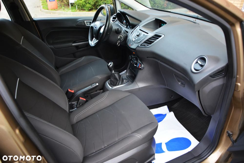 Ford Fiesta 1.25 SYNC Edition - 19