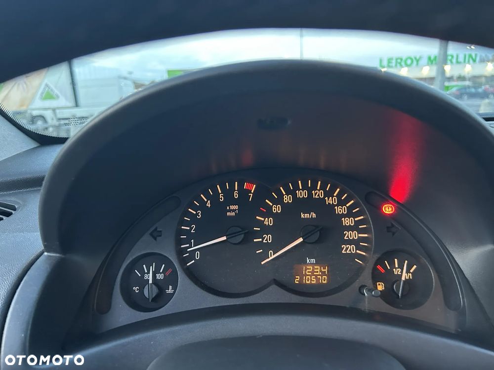 Opel Corsa 1.2 16V Elegance - 11