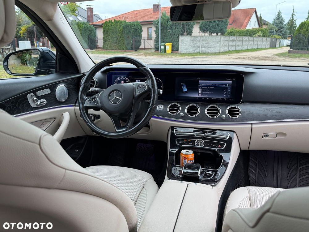 Mercedes-Benz Klasa E 220 d Business Edition 9G-TRONIC - 21