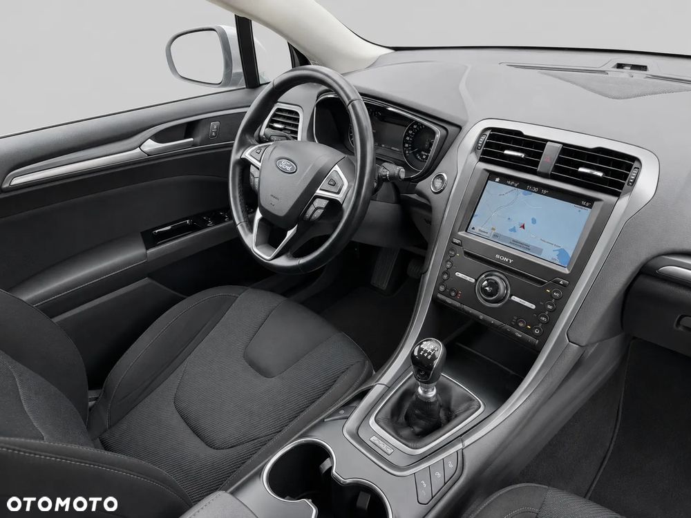Ford Mondeo 2.0 TDCi STart-Stopp Titanium - 17