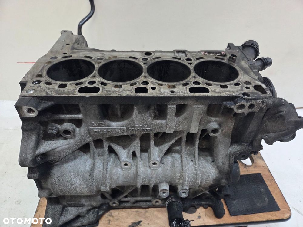 BLOK SILNIKA BMW E60 N47D20A 7797922 - 8