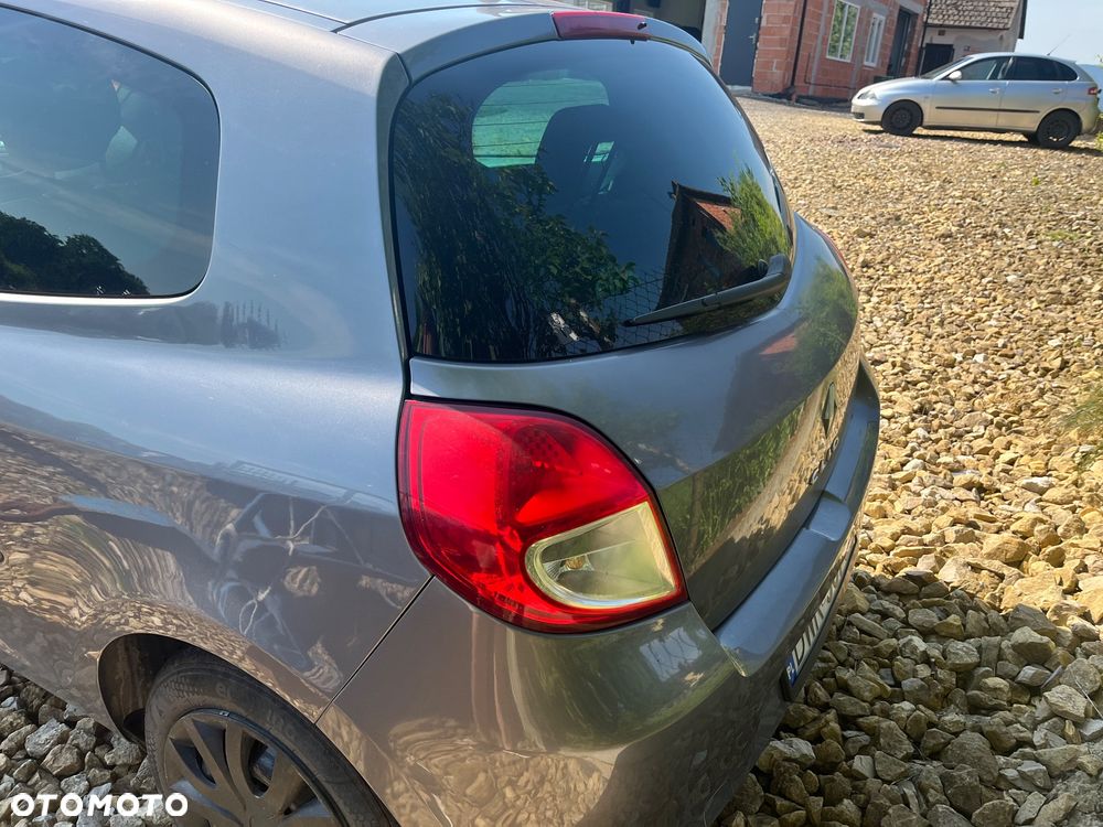Renault Clio 1.2 16V Alize - 5