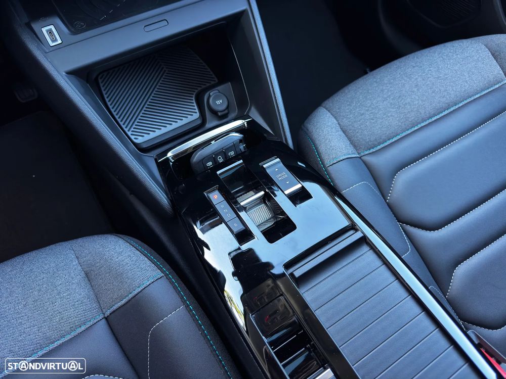 Citroën e-C4 X MAX - 37