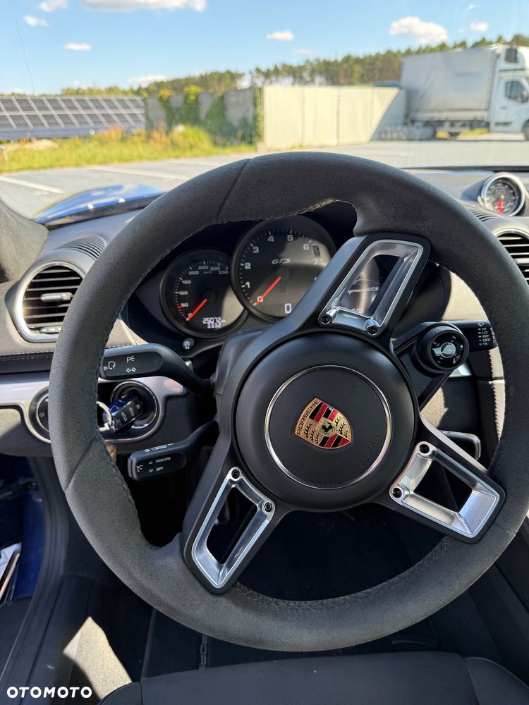Porsche 718 Cayman - 9