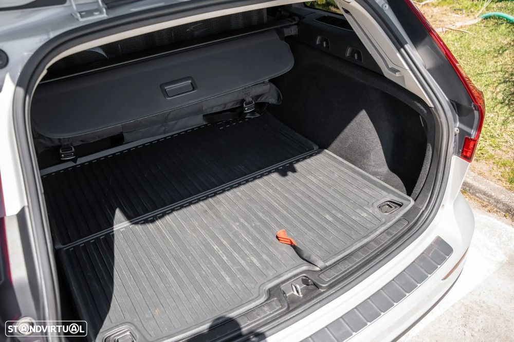 Volvo V60 2.0 D3 Inscription - 19