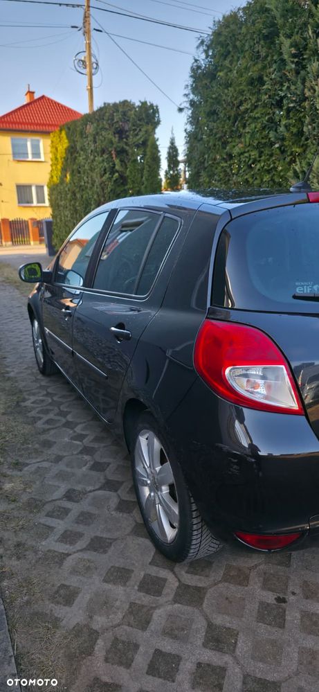 Renault Clio - 5