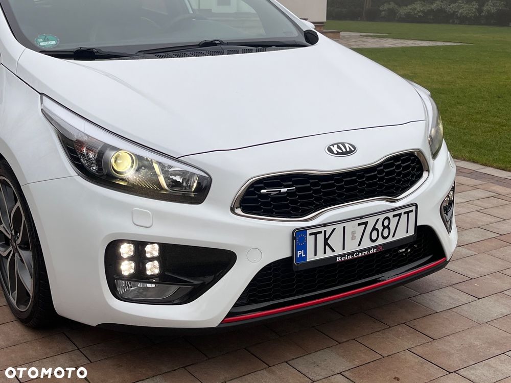 Kia Ceed 1.6 T-GDI GT-Challenge - 13
