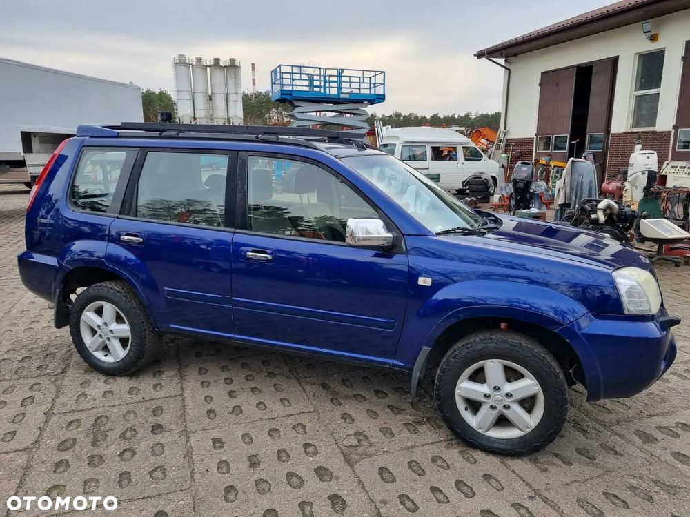 Nissan X-Trail 2.5 Elegance - 1