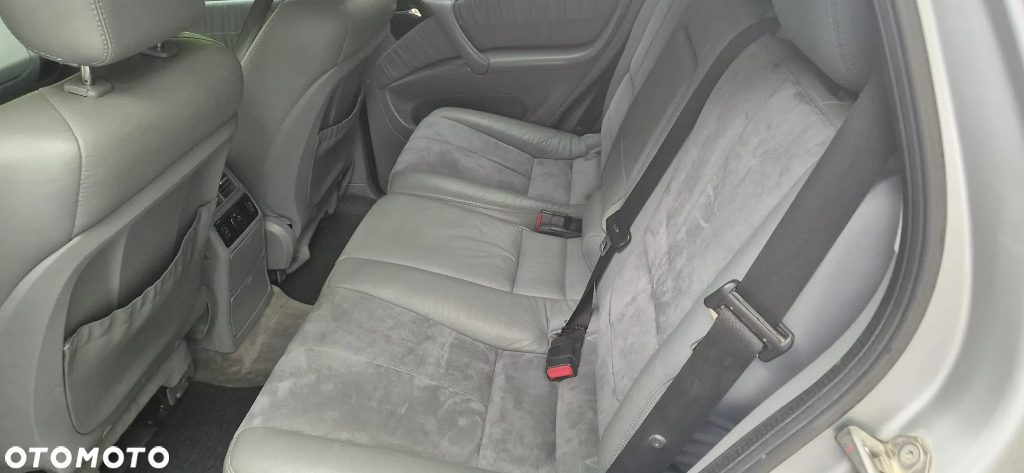 Mercedes-Benz ML - 12