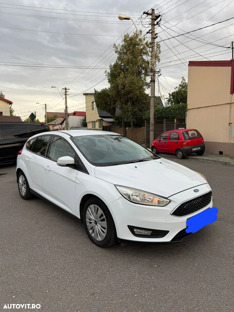 Ford Focus - 1