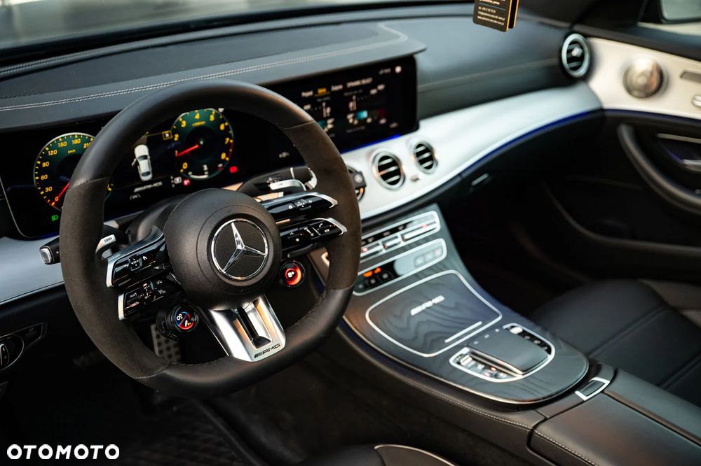 Mercedes-Benz Klasa E AMG 63 S 4-Matic+ - 13
