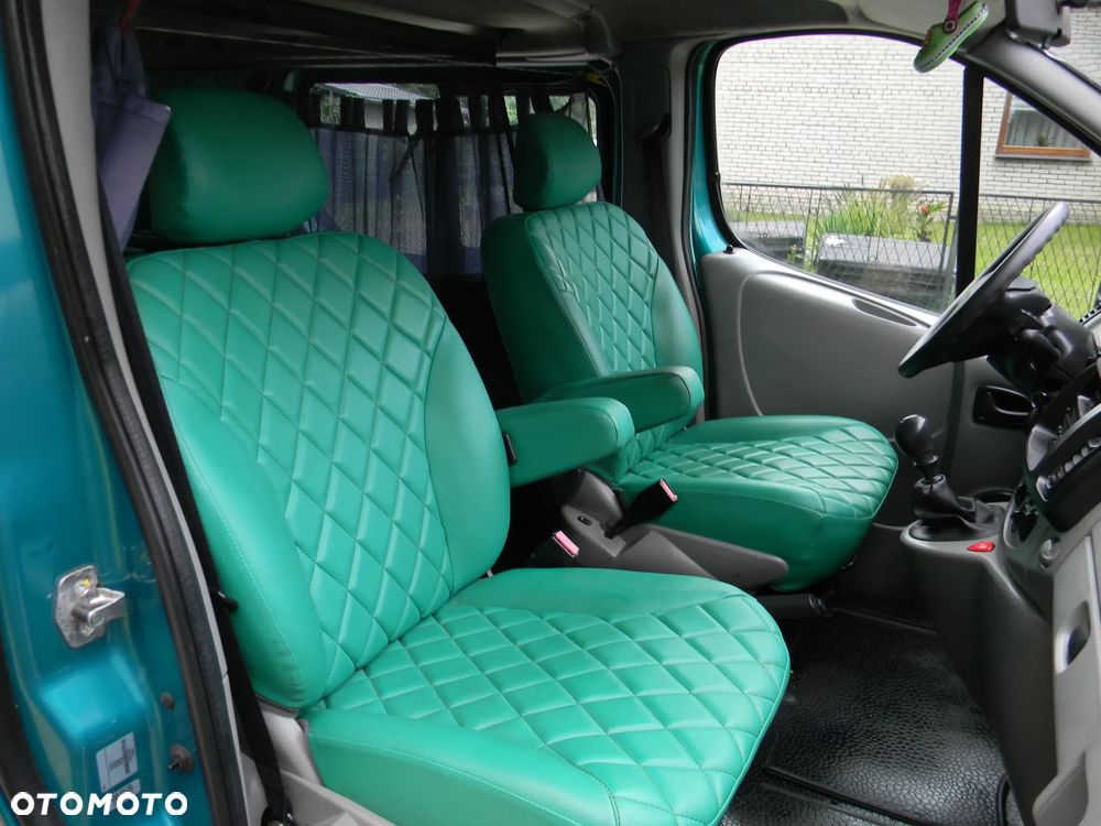 Renault Trafic Passenger Expression - 19