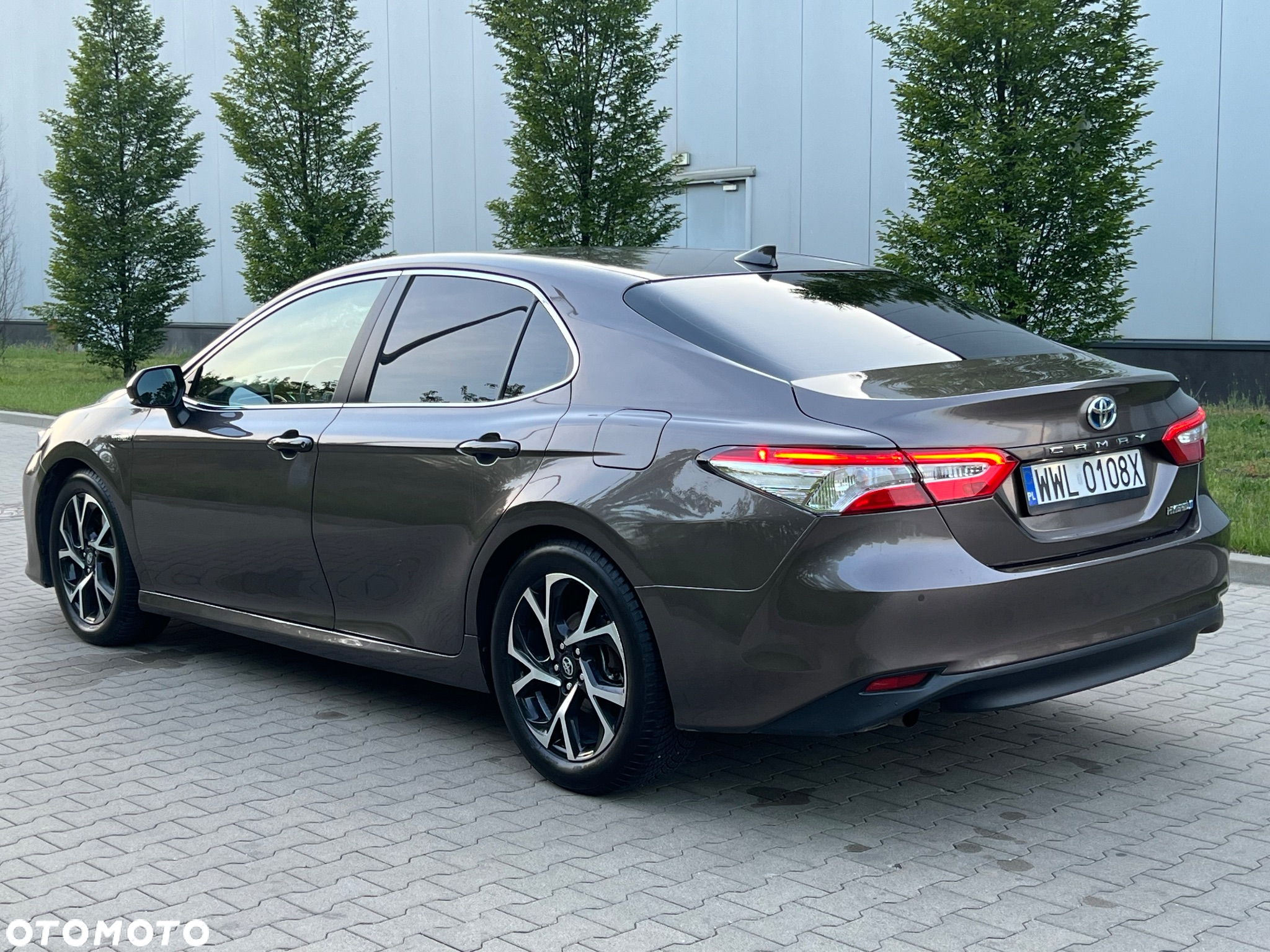 Toyota Camry 2.5 Hybrid Comfort CVT - 19